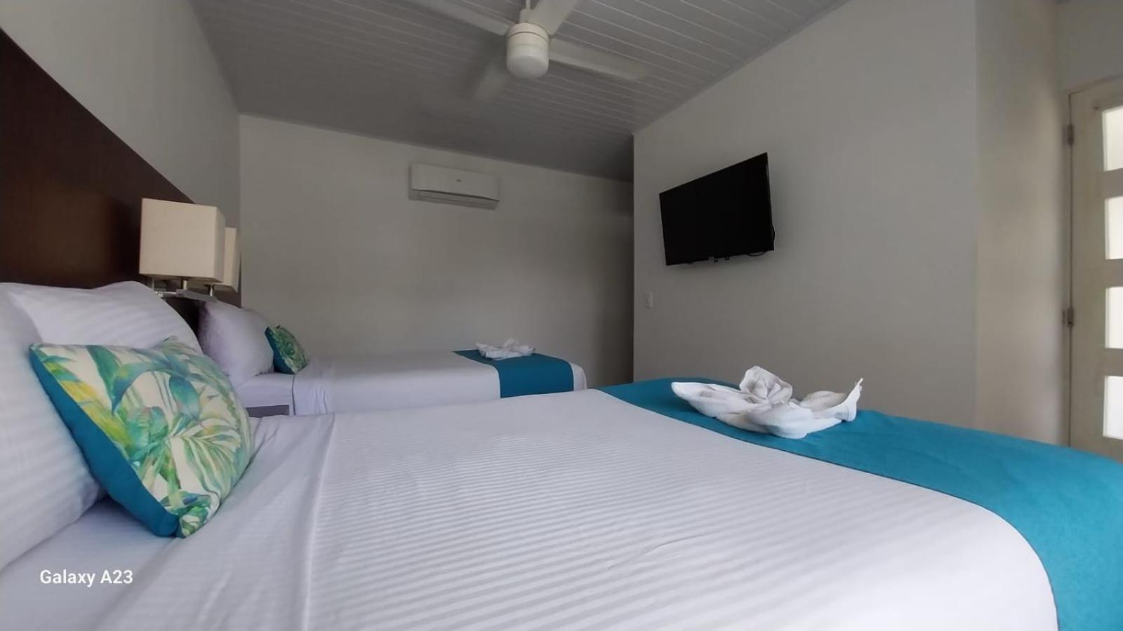 Hotel Marino Ballena อูวีตา ภายนอก รูปภาพ